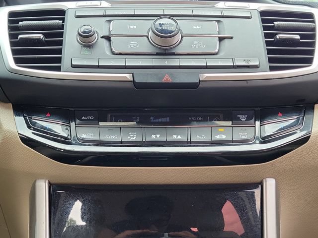 Used 2016 Honda Accord LX image 16