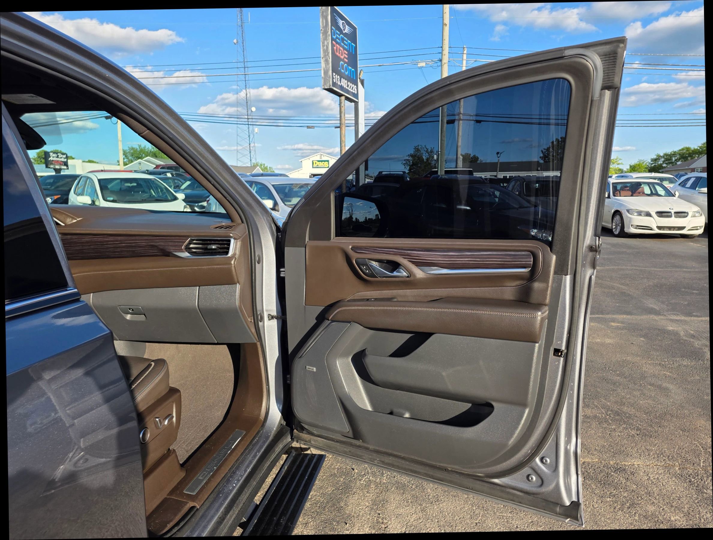 Used 2021 GMC Yukon Denali w/ Denali Ultimate Package AWD/4WD image 48