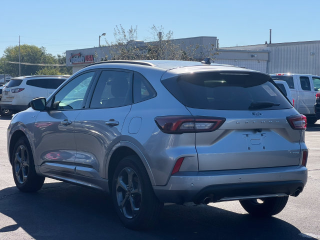 Certified 2024 Ford Escape ST-Line w/ Tech Pack #1 AWD/4WD image 11