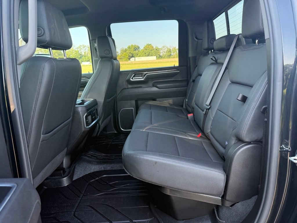 Used 2026 Chevrolet Silverado 2500 LTZ w/ LTZ Premium Package AWD/4WD image 15