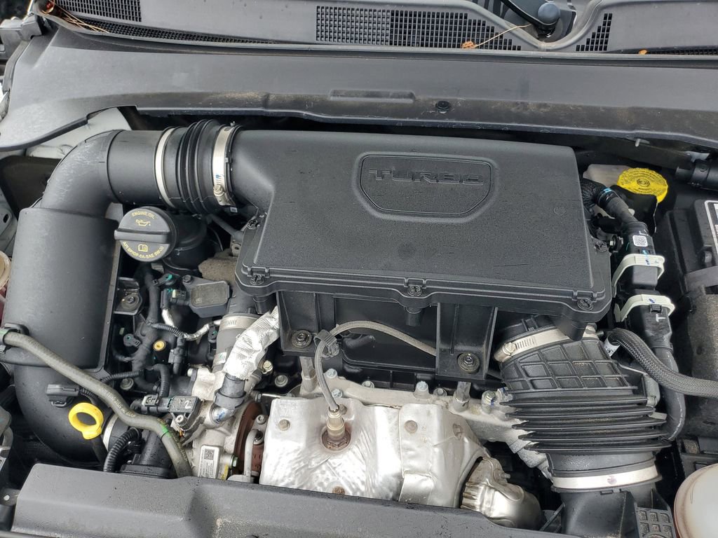 Used 2023 Jeep Compass Latitude image 12