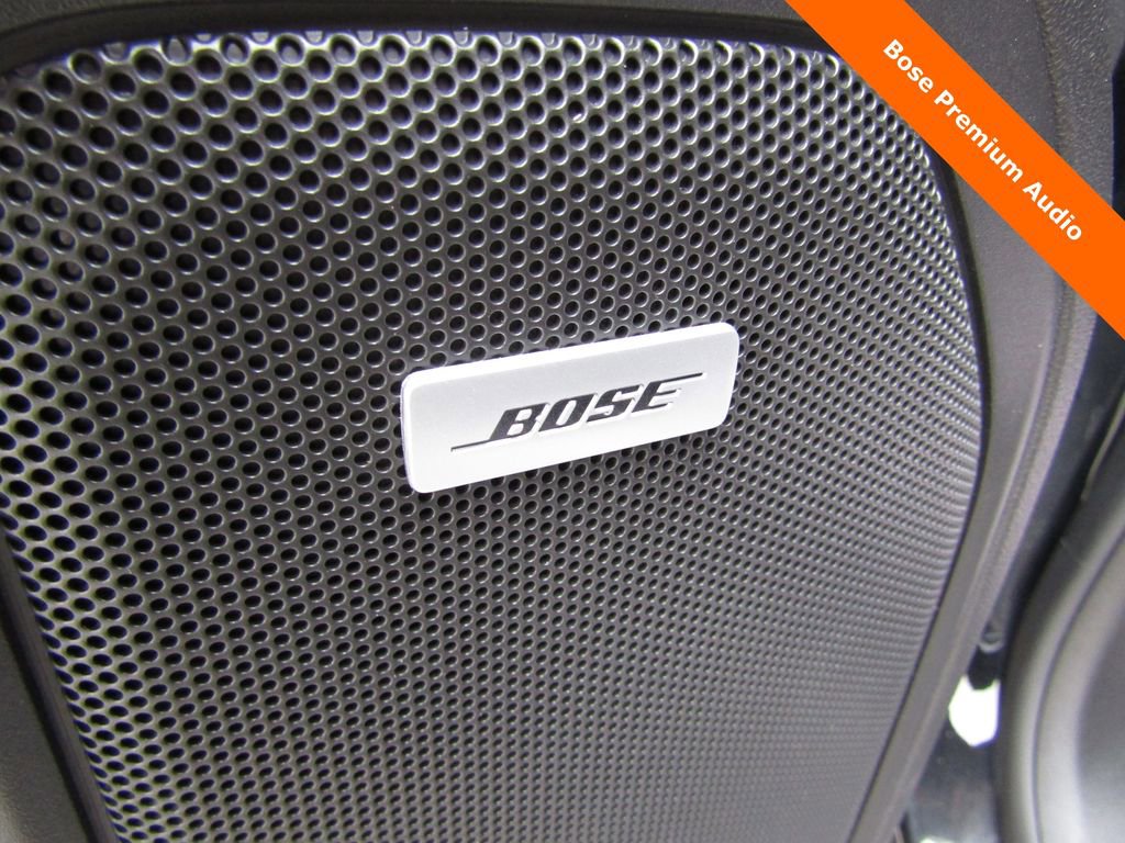 Used 2021 Chevrolet Silverado 1500 LT Trail Boss w/ Convenience Package II image 6