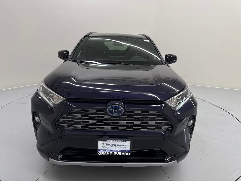 Used 2019 Toyota RAV4 XSE w/ XSE Weather Package AWD/4WD image 8