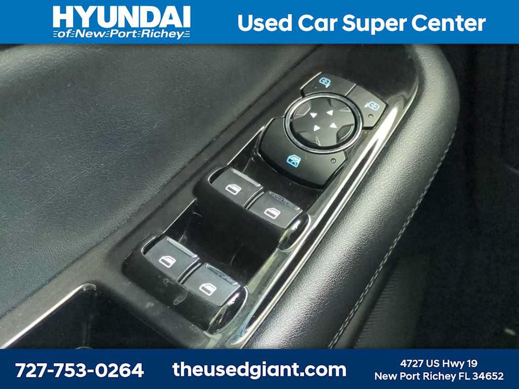 Used 2019 Ford Edge SEL w/ Equipment Group 201A FWD image 26