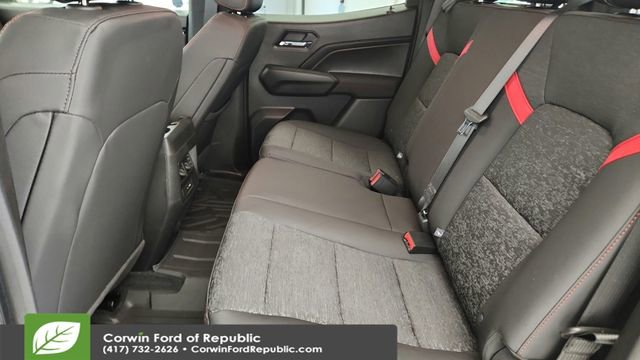 Used 2024 Chevrolet Colorado Z71 w/ Z71 Convenience Package 2 AWD/4WD image 23
