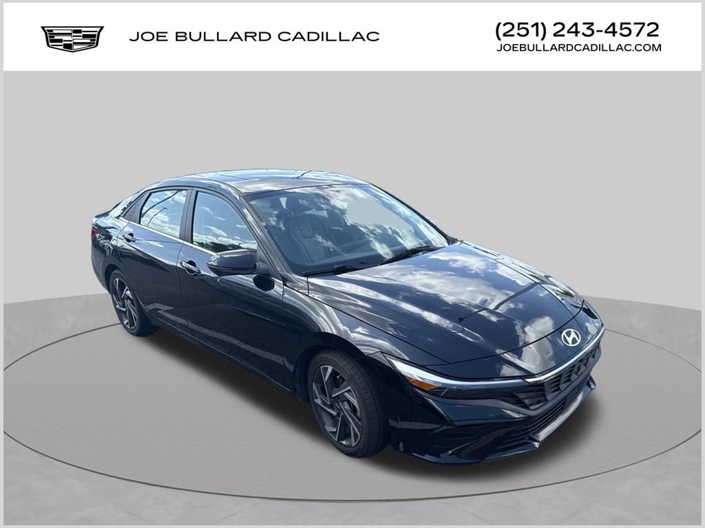 Used 2024 Hyundai Elantra Limited FWD image 1