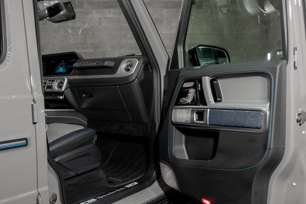 Used 2025 Mercedes-Benz G 580 w/ EQ Technology image 30