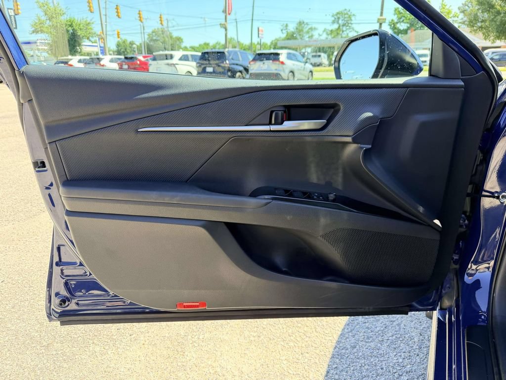 Certified 2025 Toyota Camry SE w/ Convenience Package FWD image 18