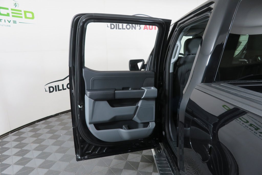 Used 2024 Ford F150 XLT w/ Mobile Office Package image 25
