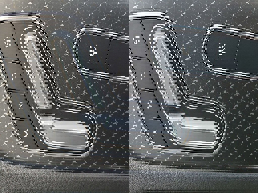 Used 2024 Mercedes-Benz GLA 250 image 17