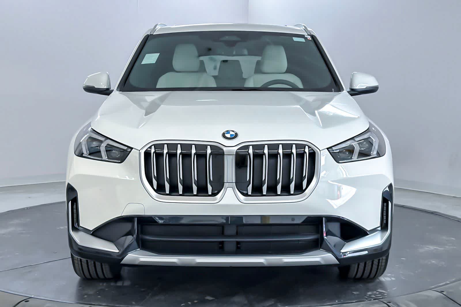 New 2026 BMW X1 xDrive28i w/ Convenience Package AWD/4WD image 10