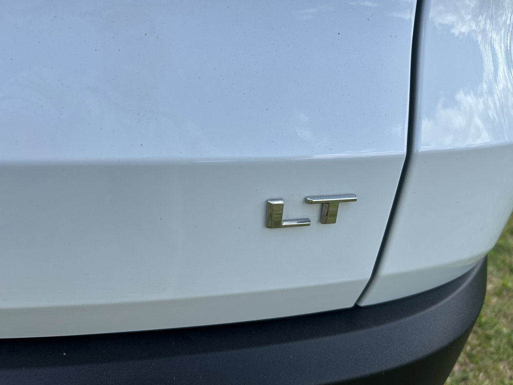 Used 2024 Chevrolet Traverse LT image 5