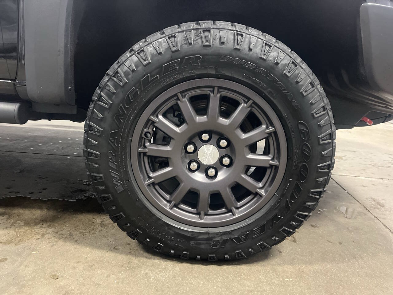 Used 2022 Chevrolet Colorado ZR2 w/ Colorado ZR2 Bison Edition AWD/4WD image 7