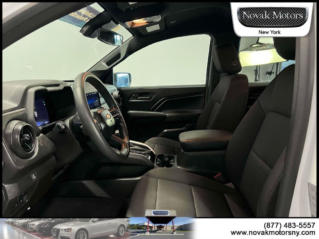 Used 2023 Chevrolet Colorado W/T w/ WT Convenience Package II AWD/4WD image 16