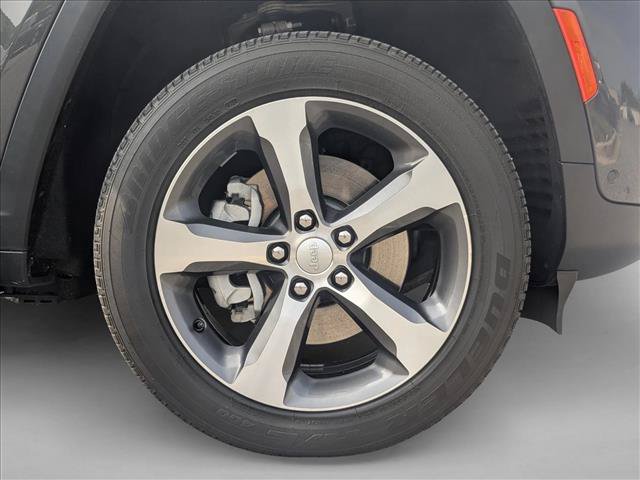 Used 2024 Jeep Grand Cherokee Limited 4xe w/ Luxury Tech Group II AWD/4WD image 26
