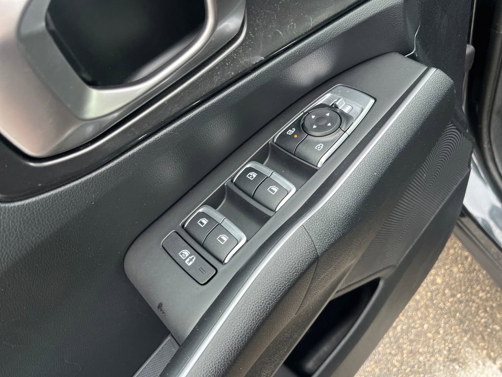 Used 2024 Kia Sorento LX image 20