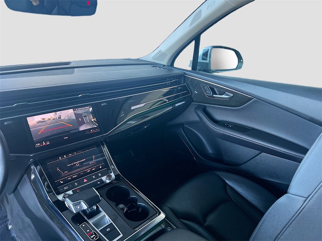 Used 2024 Audi Q7 3.0T Premium Plus image 23