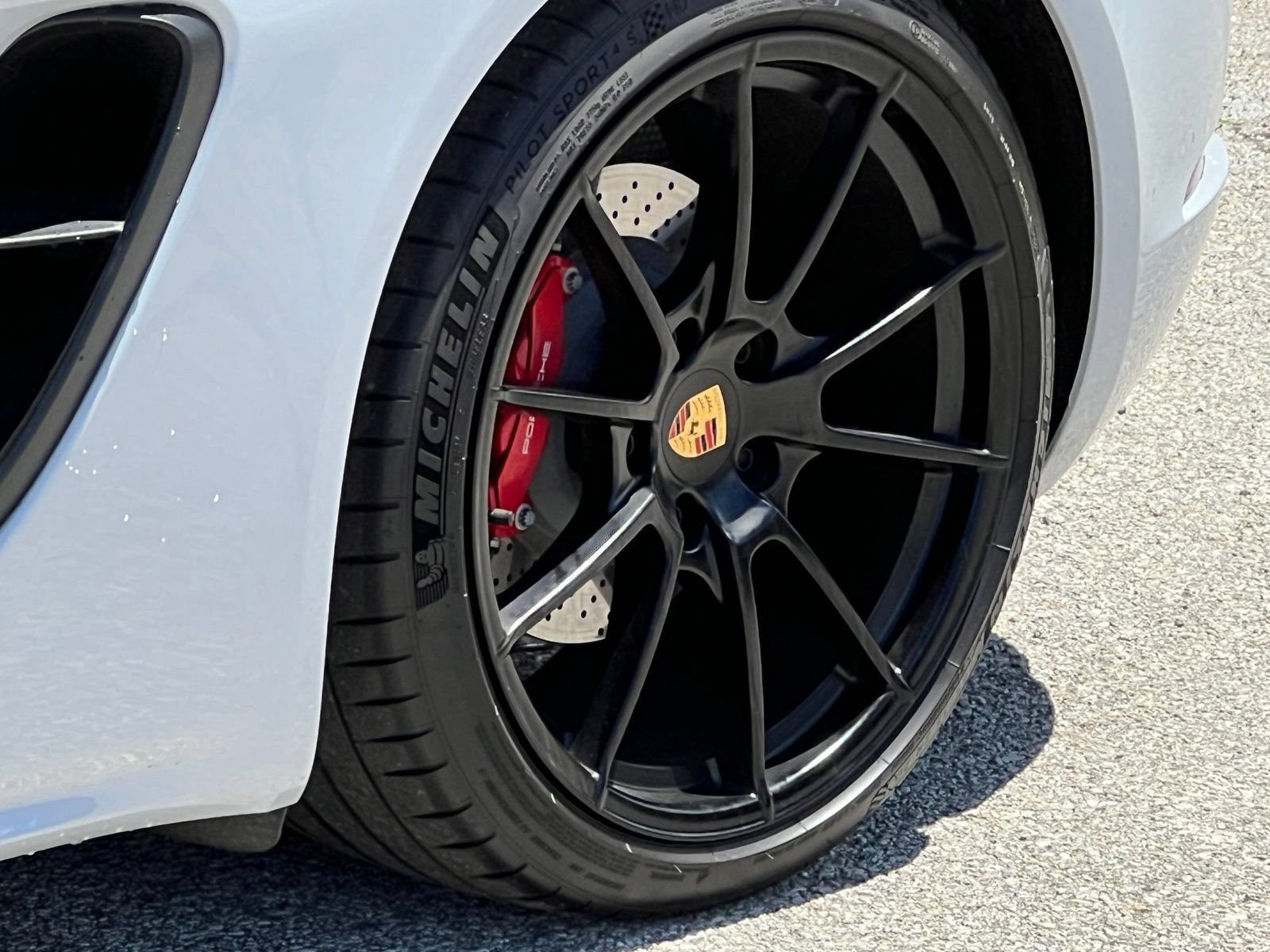 Certified 2025 Porsche 718 Boxster GTS RWD image 16
