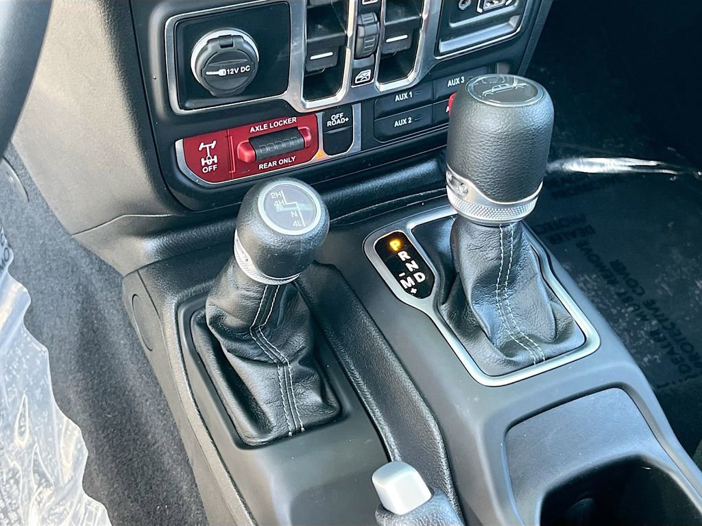 Certified 2025 Jeep Gladiator Willys image 17