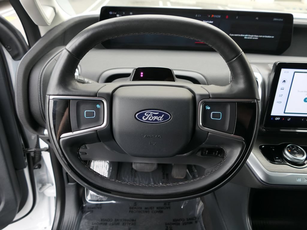 Used 2025 Ford Expedition Max Platinum AWD/4WD image 18