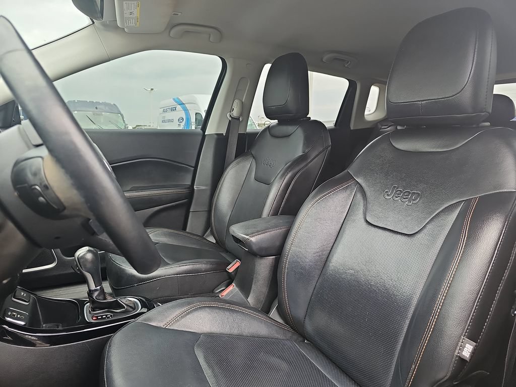 Used 2019 Jeep Compass Limited FWD image 14