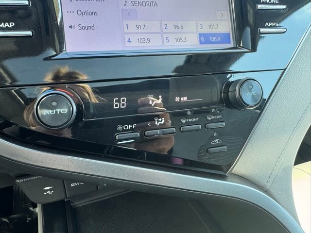 Certified 2019 Toyota Camry SE FWD image 12