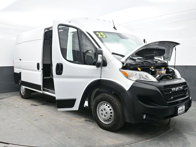 Used 2025 RAM ProMaster 2500 w/ Convenience Group image 37