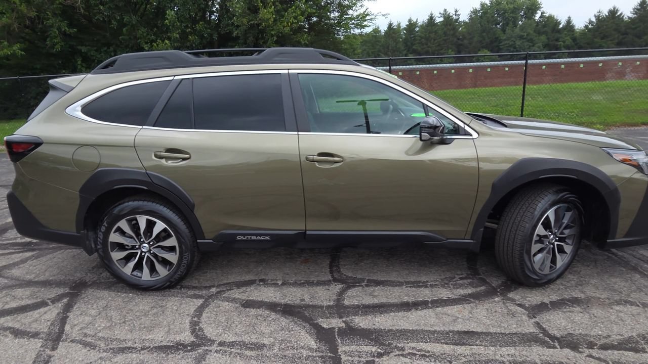 Certified 2025 Subaru Outback Limited w/ Popular Package #2 AWD/4WD image 9