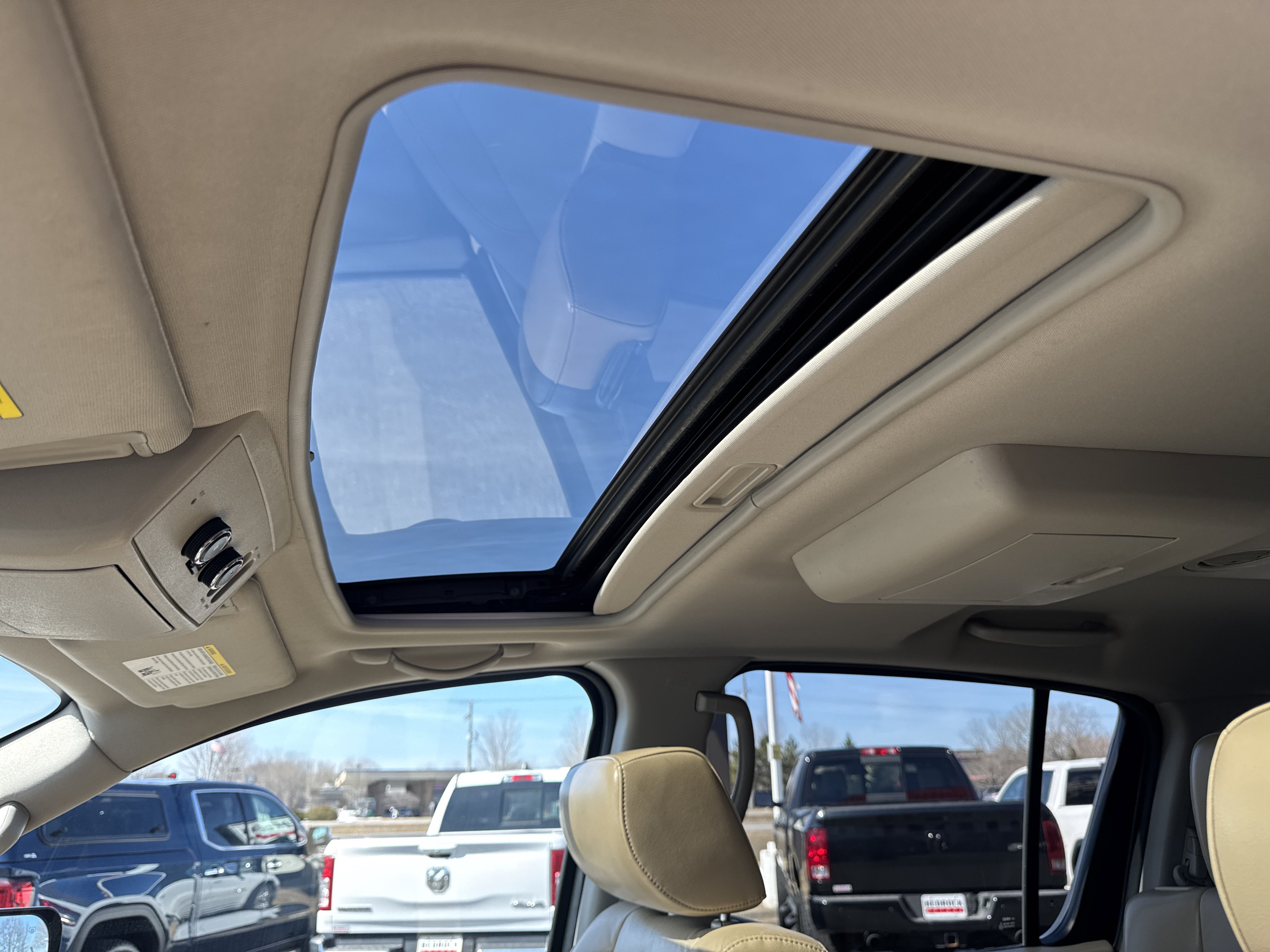 Used 2013 Nissan Armada Platinum AWD/4WD image 16
