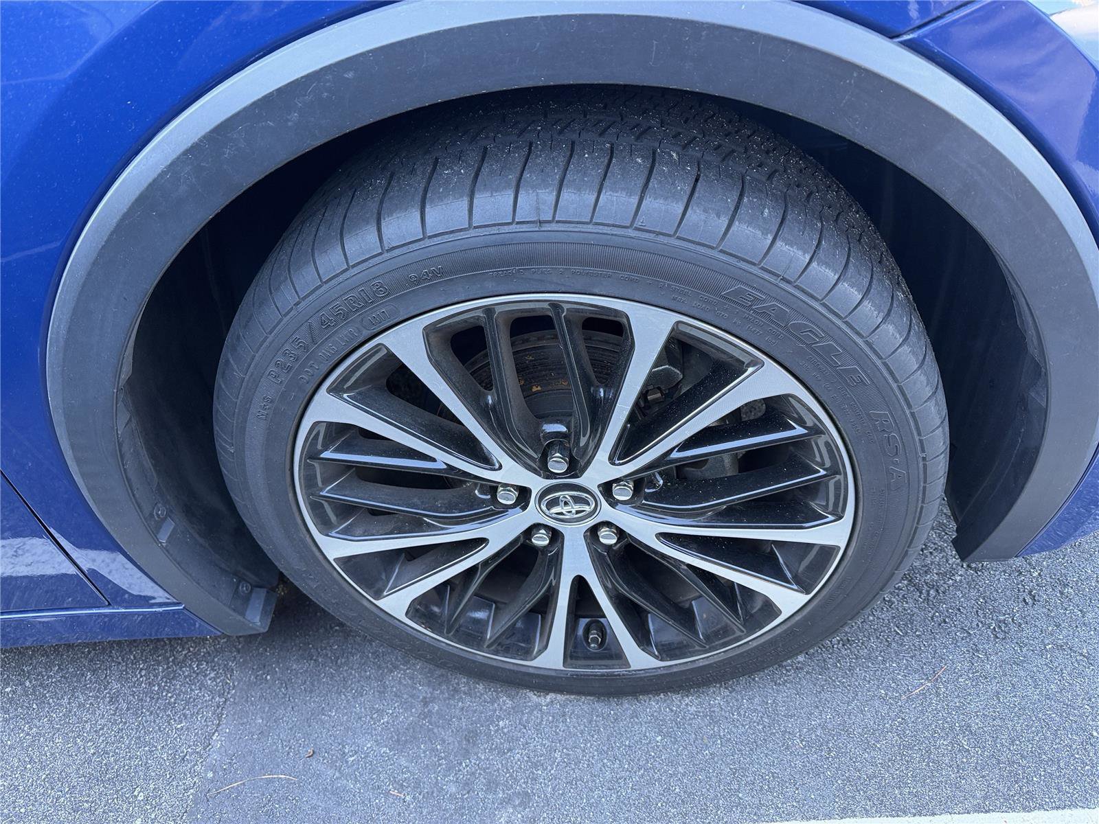 Used 2023 Toyota Prius LE image 13