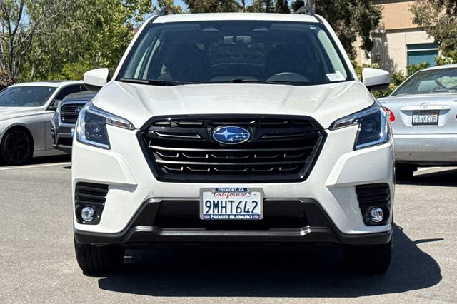 Used 2024 Subaru Forester Premium AWD/4WD image 9