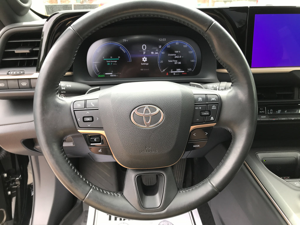 Certified 2023 Toyota Crown Platinum AWD/4WD image 17