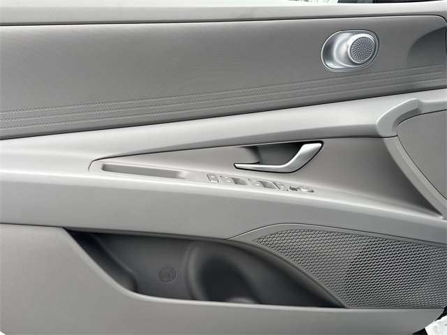 New 2026 Hyundai Elantra Blue image 10