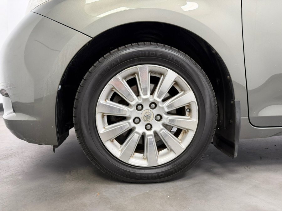 Used 2011 Toyota Sienna XLE w/ Premium Pkg AWD/4WD image 63