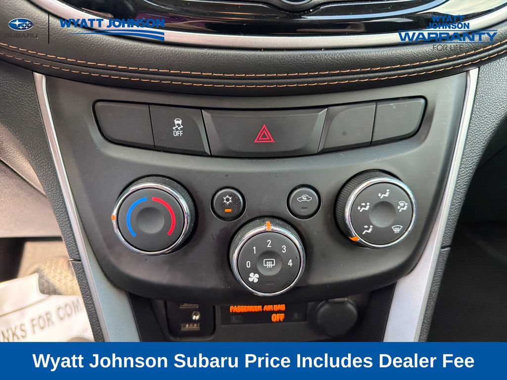 Used 2022 Chevrolet Trax LT w/ Driver Confidence Package AWD/4WD image 20