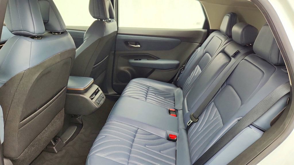 Used 2023 Nissan Ariya image 22