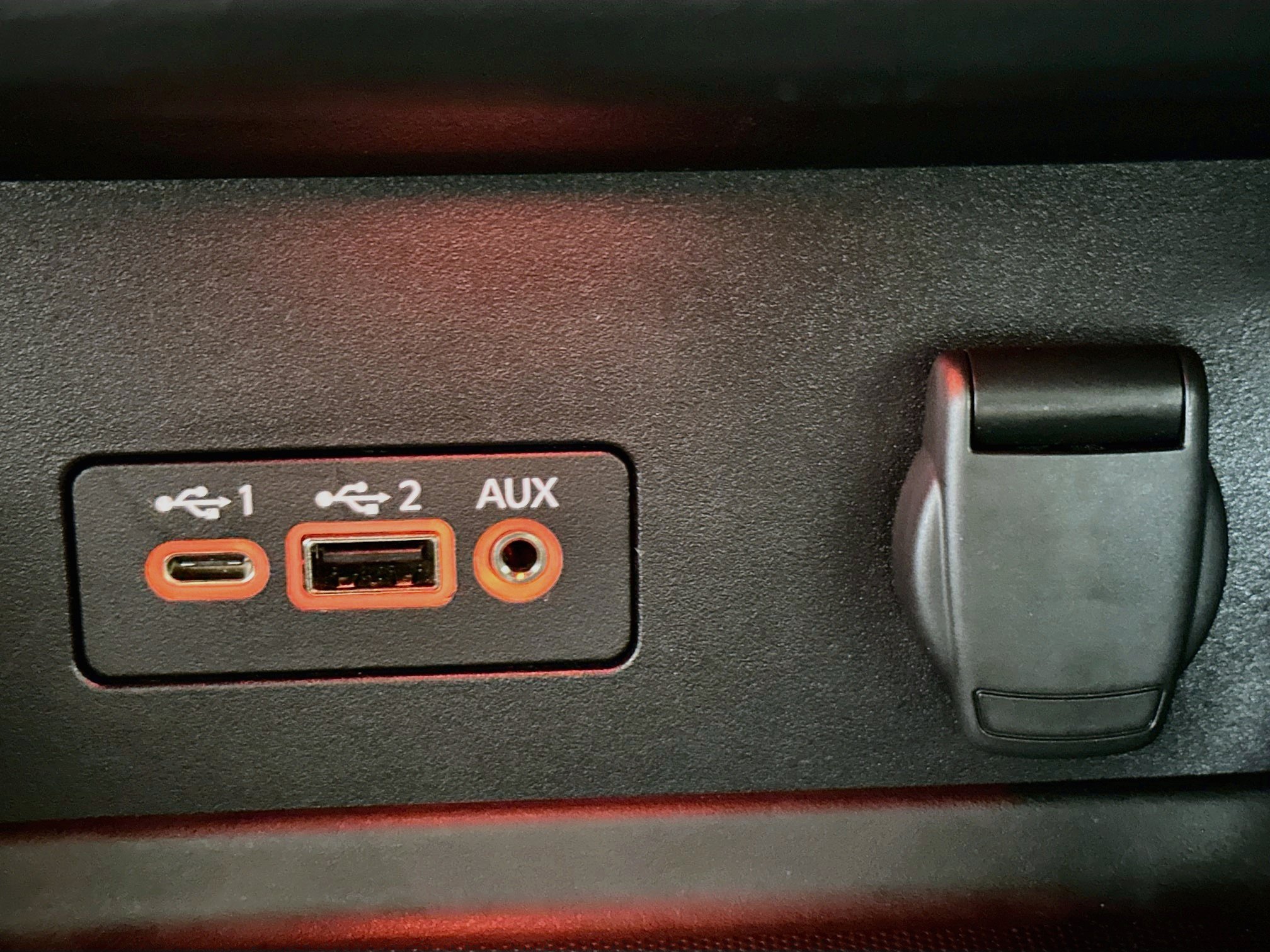 Used 2023 Nissan Sentra SV FWD image 24