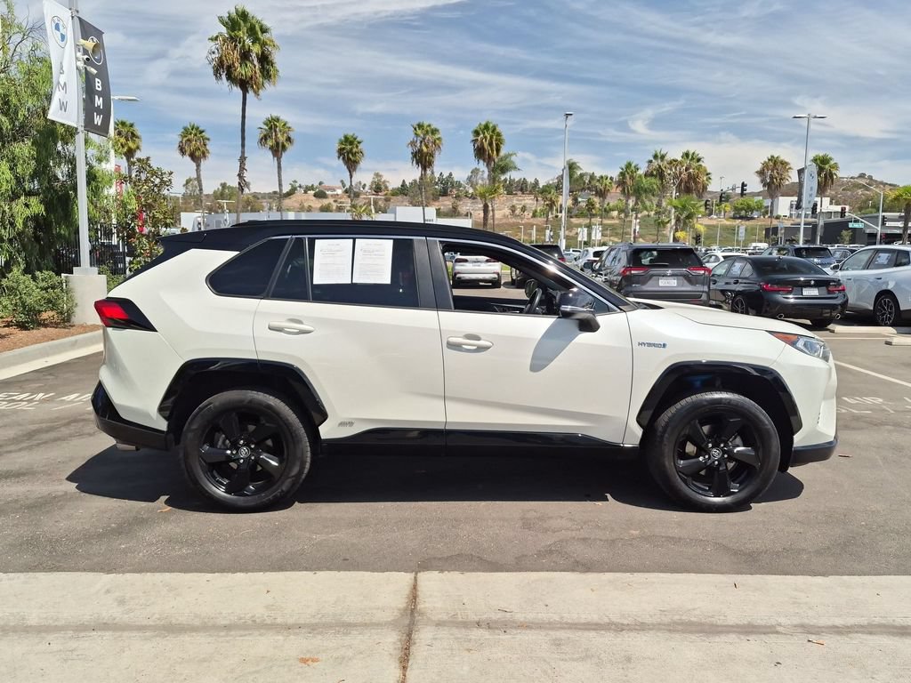Used 2020 Toyota RAV4 XSE w/ Carpet Mat Package AWD/4WD image 3