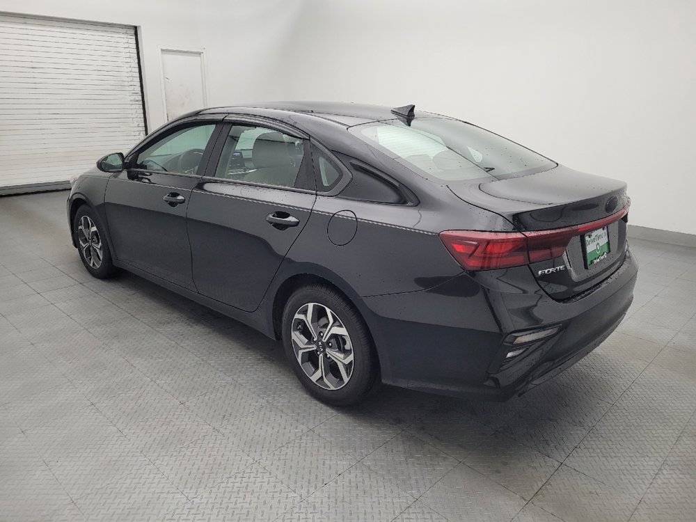 Used 2019 Kia Forte LXS FWD image 5