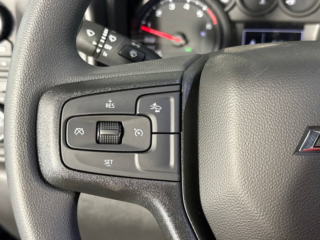 New 2026 Chevrolet Silverado 1500 Custom Trail Boss w/ LPO, Dark Essentials Package AWD/4WD image 16
