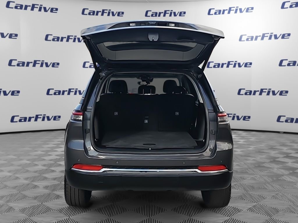 Used 2022 Jeep Grand Cherokee Limited image 11