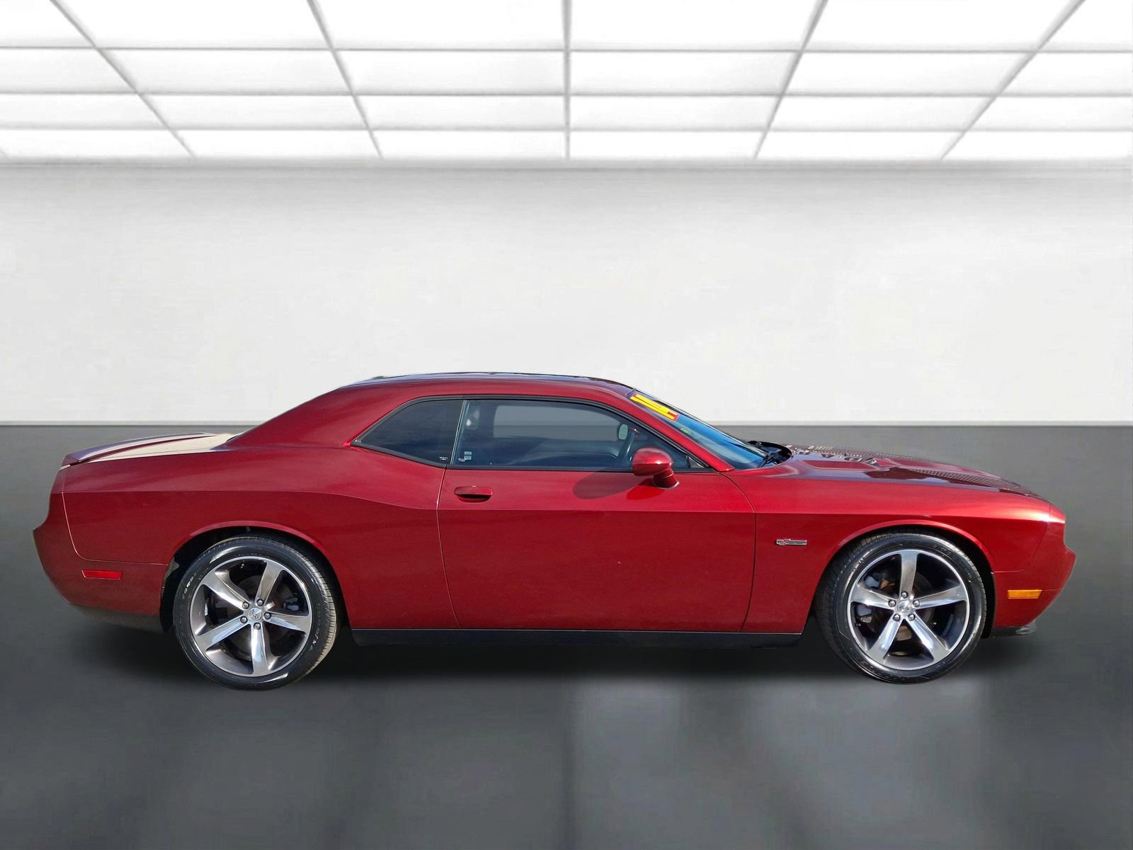 Used 2014 Dodge Challenger R/T RWD video 2