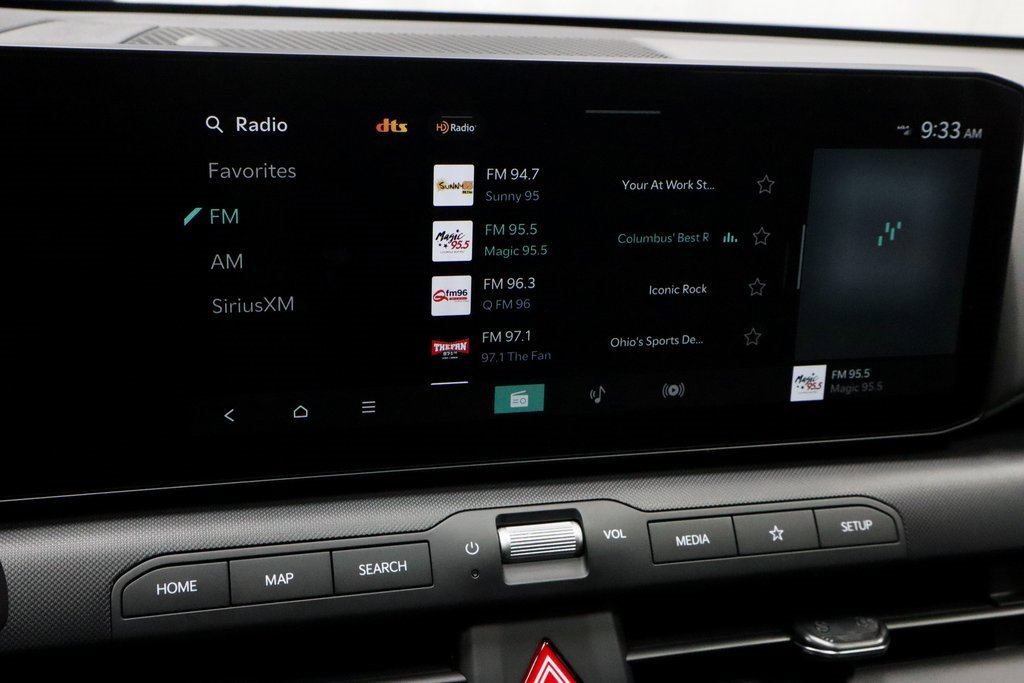 Used 2025 Kia K4 LXS image 3