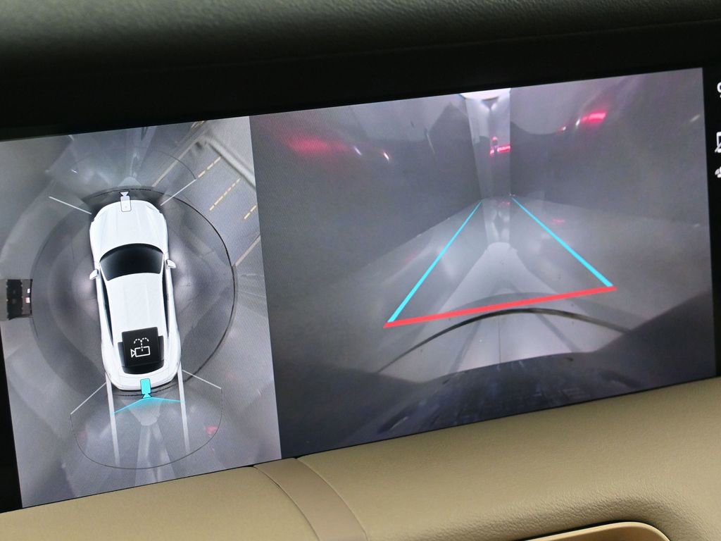 Used 2022 Porsche Taycan image 22