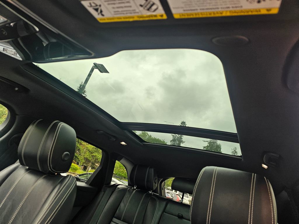 Used 2021 Land Rover Range Rover Velar R-Dynamic S AWD/4WD image 10