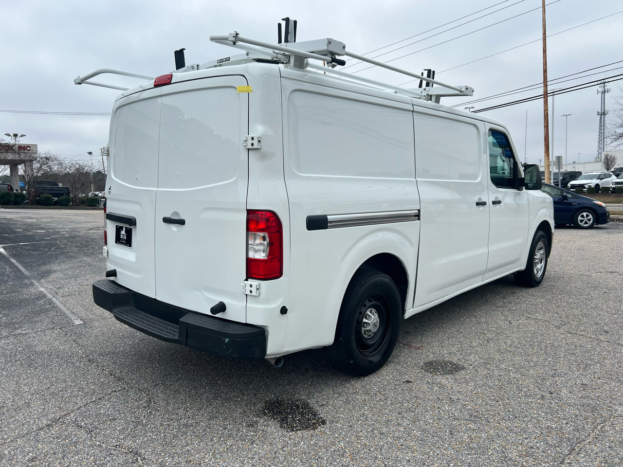 Used 2021 Nissan NV 1500 SV image 8