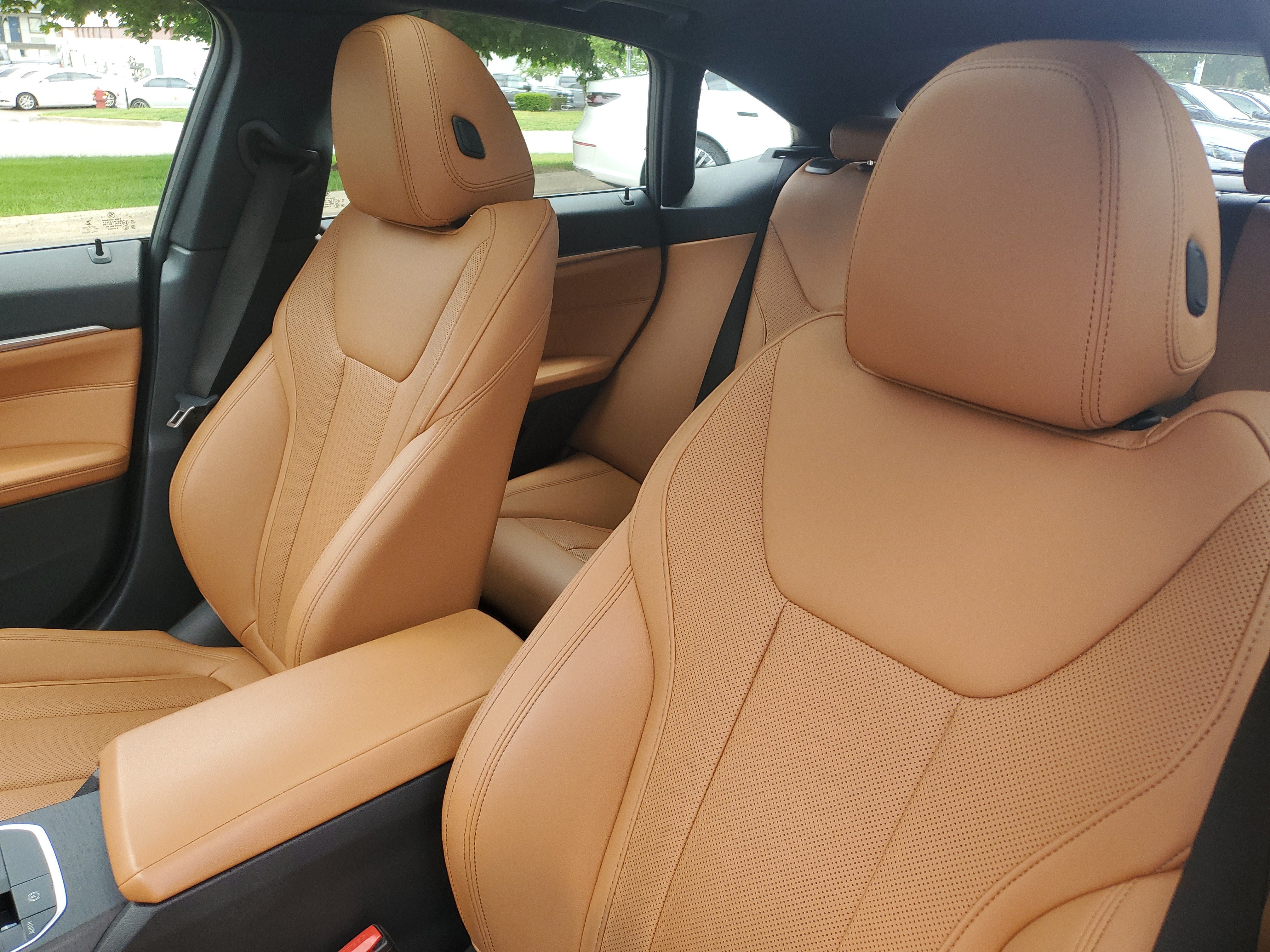 Certified 2023 BMW i4 eDrive35 w/ Premium Package RWD image 9