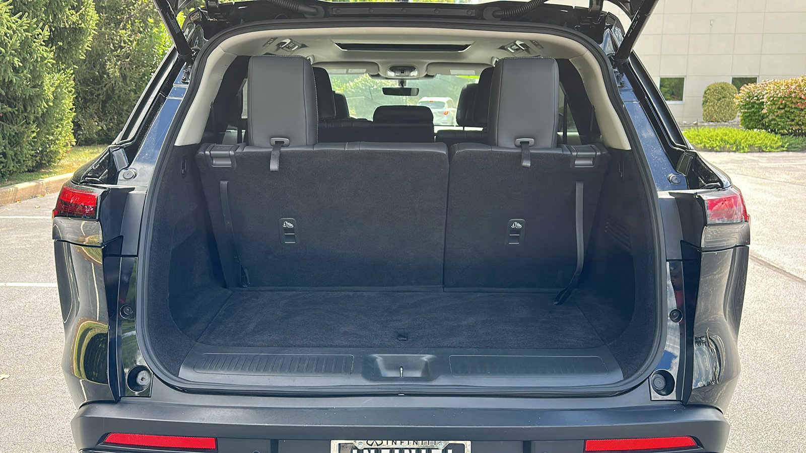 Certified 2024 INFINITI QX60 Pure image 6