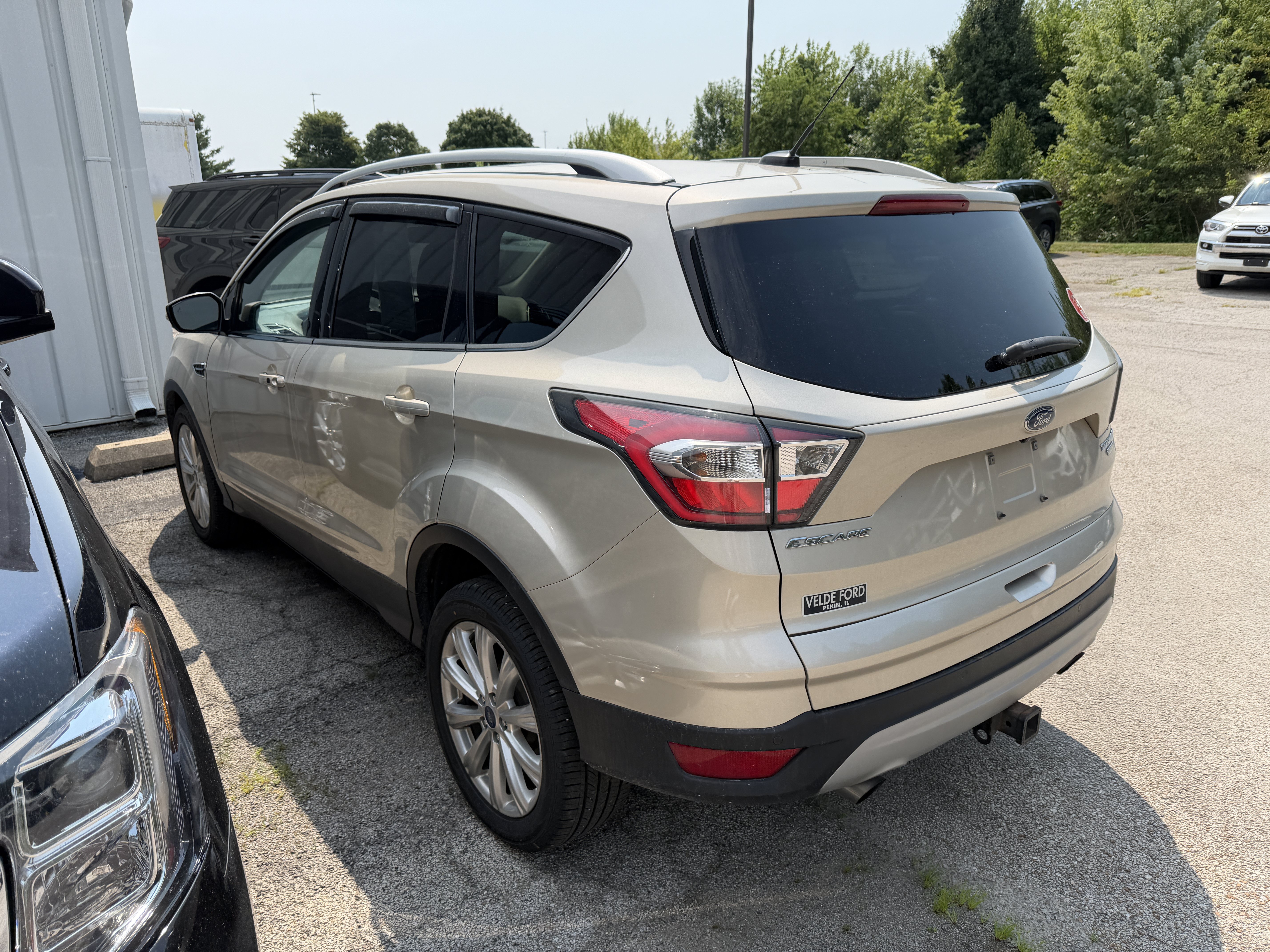 Used 2017 Ford Escape Titanium AWD/4WD image 7