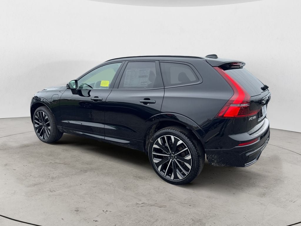New 2026 Volvo XC60 T8 Ultra w/ Protection Package Premier AWD/4WD image 4